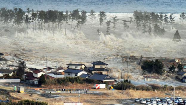Kaydedilmiş En Büyük 13 Tsunami - Yerli Portal