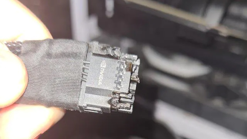 NVIDIA GeForce RTX 4090 Kabloları Sıcaktan Eriyor - Yerli Portal