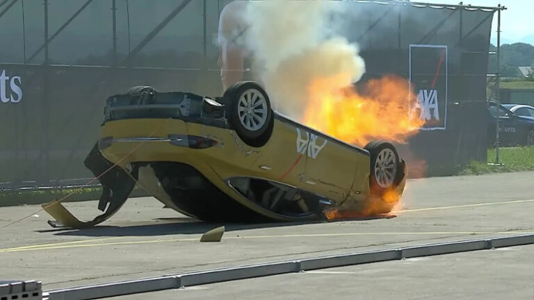 Tanınan Tesla Model S Kaza Testi Görüntüsü Düzmece Çıktı
