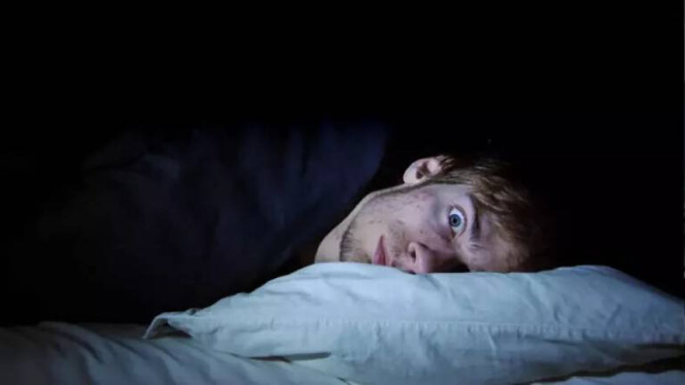 Uyku Esnasında Işığa Maruz Kalmak Hastalık Riskini Artırıyor