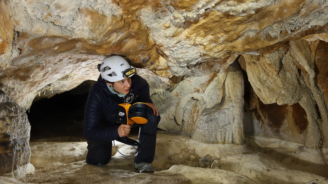 Vakit Algısı Olmadan Bir Mağarada 40 Gün Geçirmek - Yerli Portal